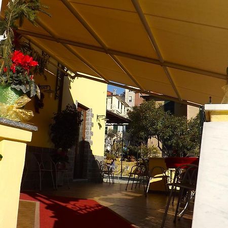 Hotel Azzurro Varazze Buitenkant foto